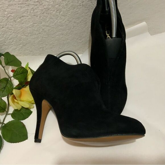 Aldo Women's 9 Black Suede Stiletto Heels Slip On Ankle Booties Boots - Picture 15 of 16